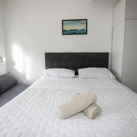 Ana Studio Hvar Ferienhaus